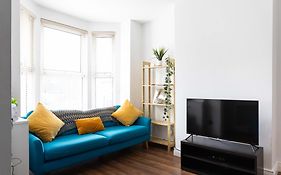 Belfast City - 3 Bed Cosy Terrace Home - Hip And Trendy Ormeau Road